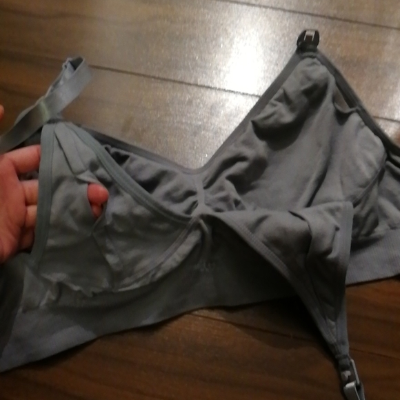 NWOT nursing/pumping bra - Picture 10 of 10
